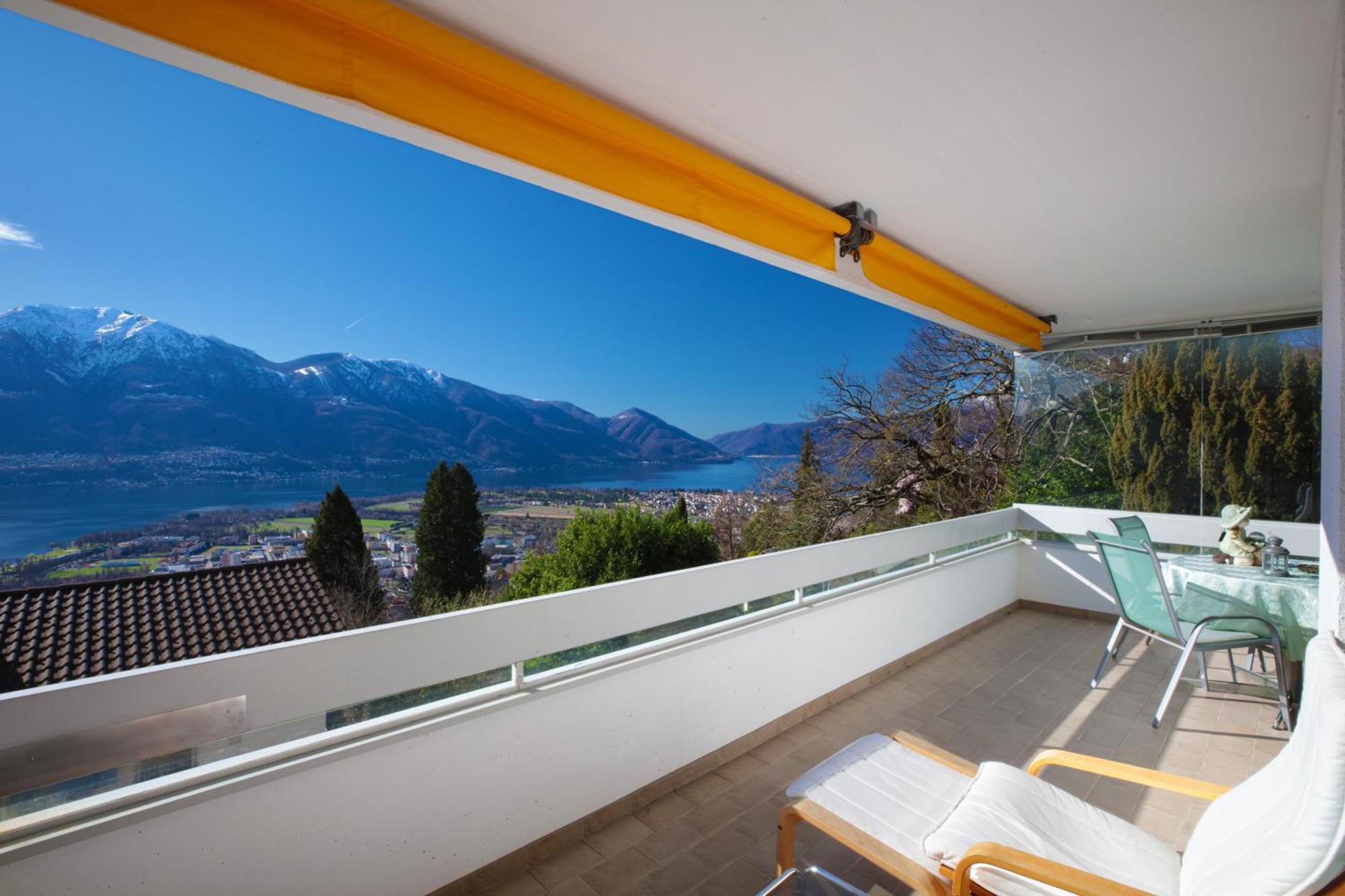 Vista Lago Casa Hulya Orselina エクステリア 写真